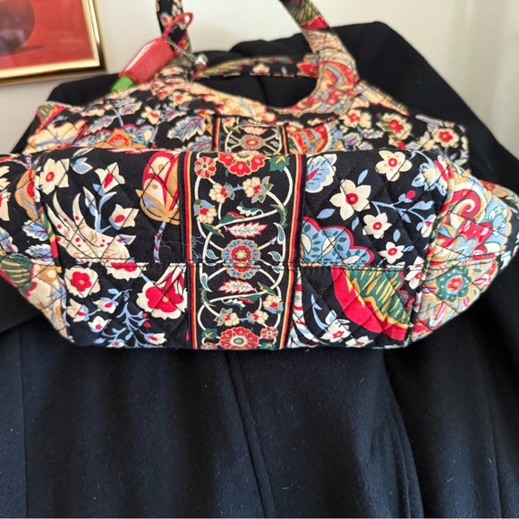 Vera Bradley Black and Red Paisley Shoulder Bag - Picture 4 of 7
